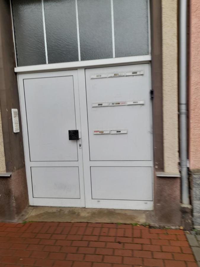 2 Raum Wohnung Im Dg Zwickau Exterior foto